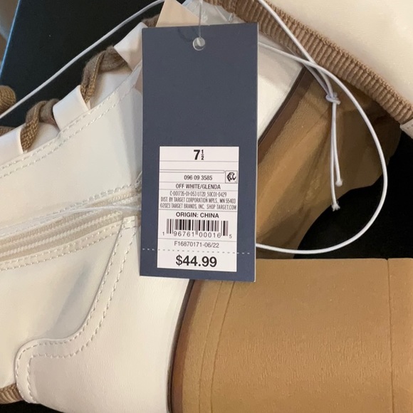 NWT UNIVERSAL THREAD LUG SOLE BOOTS 7.5 - Picture 4 of 10